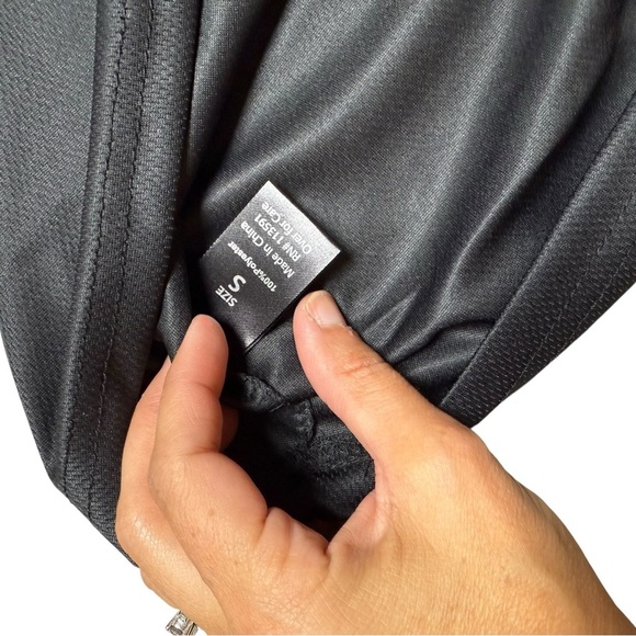 NWT Jackson Hole Black Mesh Performance Tee  – Athletic Shirt - Picture 3 of 3